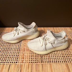 Cream Yeezy Boost 350 V2